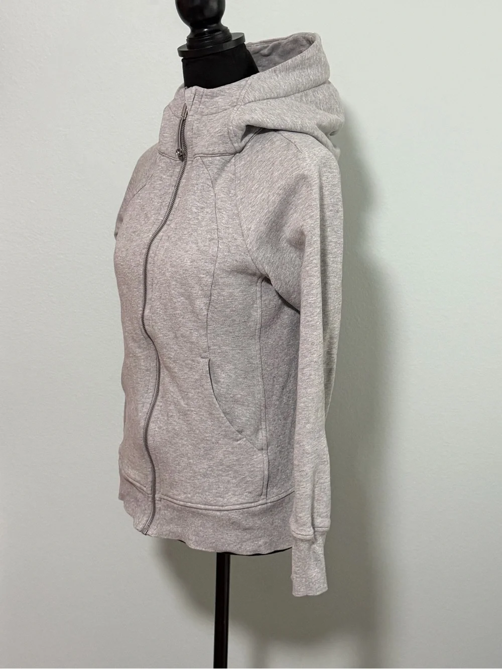 LULULEMON Women’s Scuba Full Zip Hoodie- 6